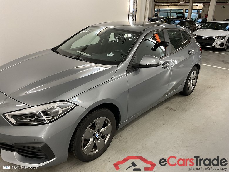 BMW 1 SERIES HATCH 1.5 116IA (80KW) #3