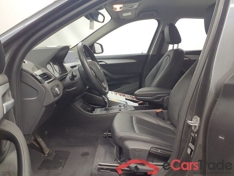 BMW X1 sDrive16dA (85 kW) 5d #3