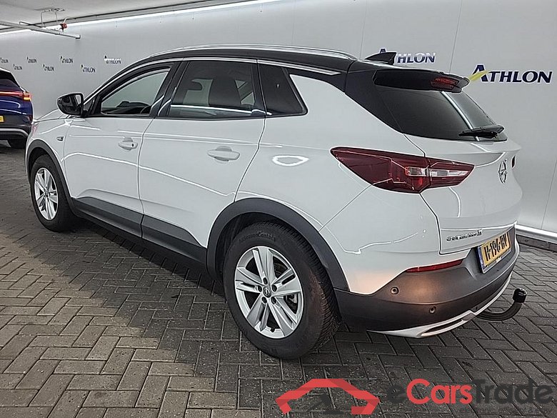 OPEL Grandland X 1.2 Turbo S&S 96kW Bus. Executive Auto 5D #4