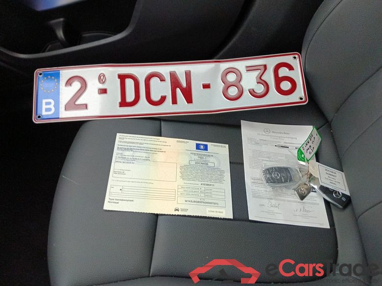 Mercedes-Benz CLA CLA 250 e Luxury Line 4d #4