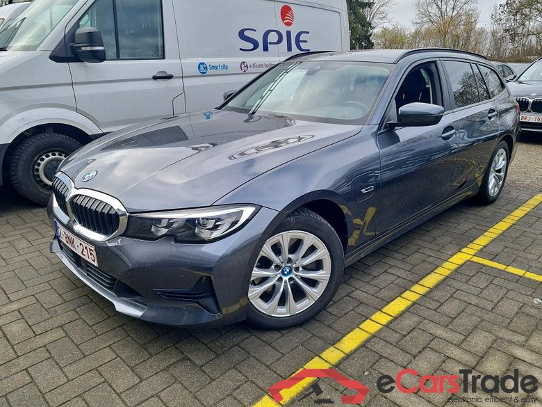 BMW - BMW 3 TOURING 320e 204PK Business Edition With Vernasca Heated Sport Seats & Driving Assistant Pack & Active Cruise Control * HYBRID *