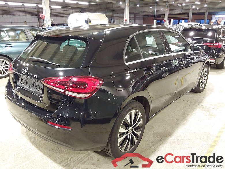 MERCEDES-BENZ A-CLASS LIMOUSINE 1.3 A 250 E BUSINESS SOLUTION DCT #4