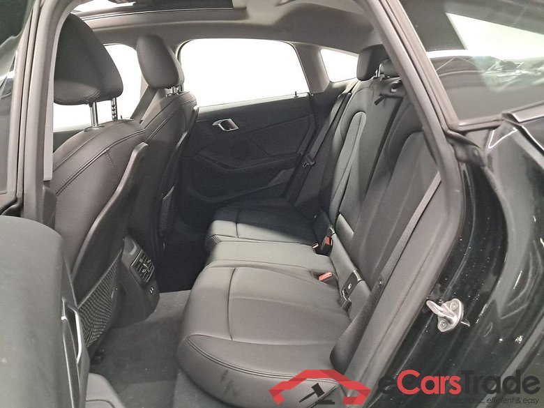 BMW 2 Reeks Gran Coupé 218i (103kW) 4d #3