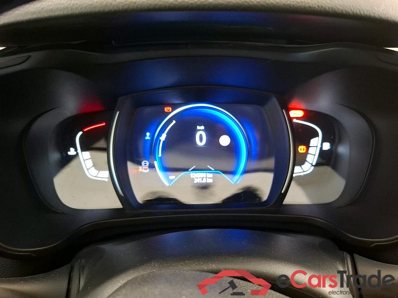 RENAULT Kadjar / 2018 / 5P / Crossover Business TCe 140 FAP #6