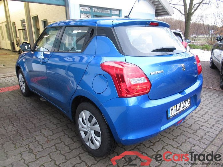 SUZUKI Swift 1.2 Dualjet Hybrid Club #4