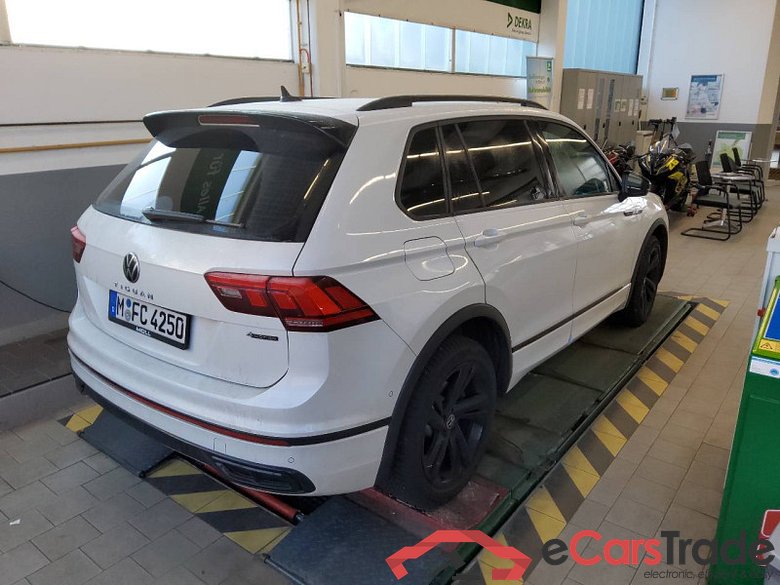 Volkswagen Tiguan (AX1)(07.2020->2024) DE - SUV5 2.0 TSI BMT/Start-Stopp EU6d, R-Line 4Motion OPF (EURO 6d), (Facelift) #3
