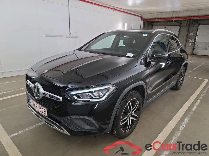Mercedes GLA 250e Plug-In Hybrid Aut. LED-Xenon Widescreen Ambient Navi Sport-Leather KeylessGo Camera Klima PDC ...