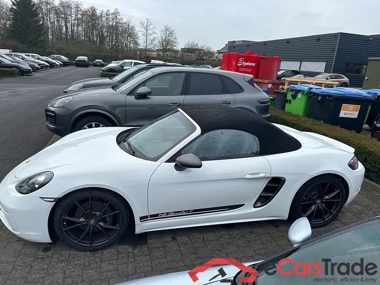 PORSCHE 718 Boxster T Boxster T #4