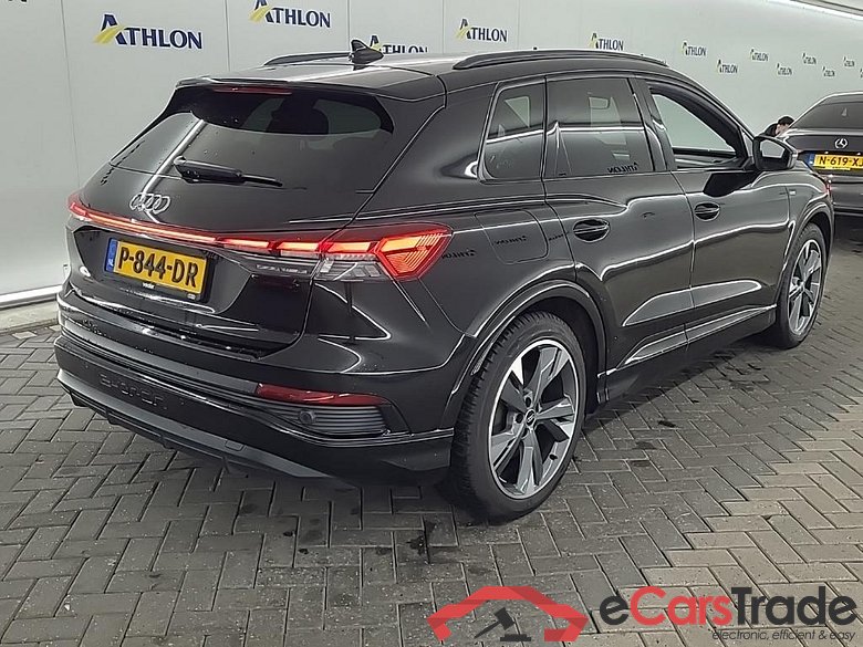AUDI Q4 e-tron 40 e-tron Launch edition S Competition 5D 150kW #3