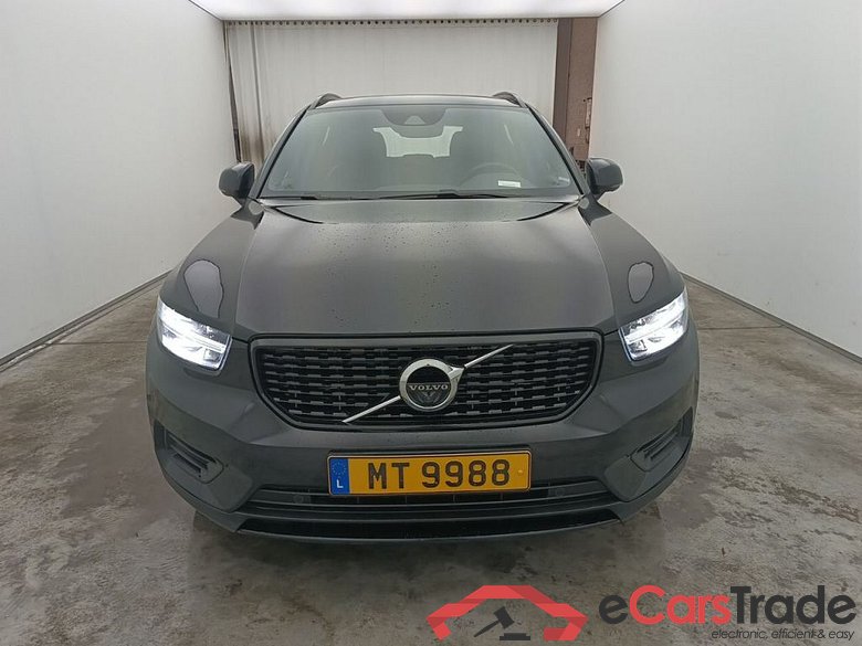 VOLVO XC40 1.5 T5 180 Recharge R-Design DCT 5d #1