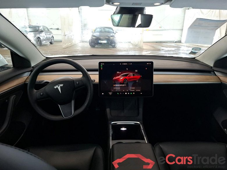 TESLA Model 3  2018  4P  Berline Propulsion #6