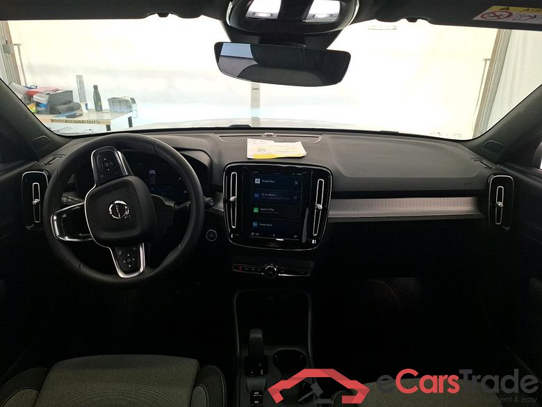 XC40 Momentum 2WD 2.0 B3 163 DCT 7 Black Edition #5