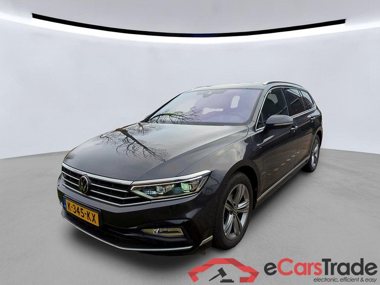 VOLKSWAGEN Passat Variant 110 kW #1