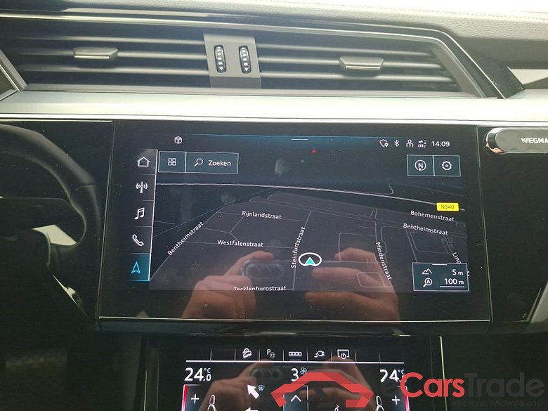 AUDI e-tron 300 kW #2