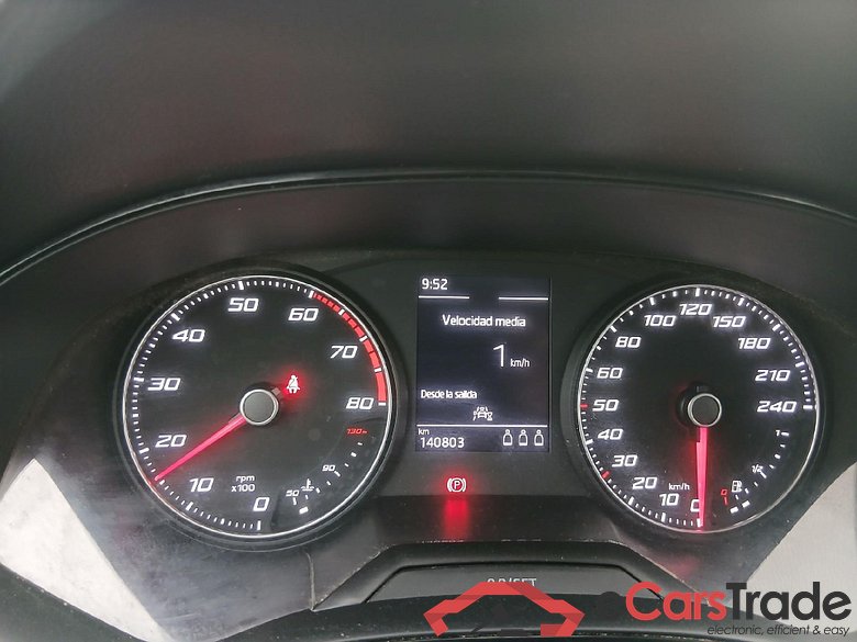 SEAT Arona / 2017 / 5P / todoterreno 1.0 TSI 85kW (115Cv) Style Edition Eco (CX) #4