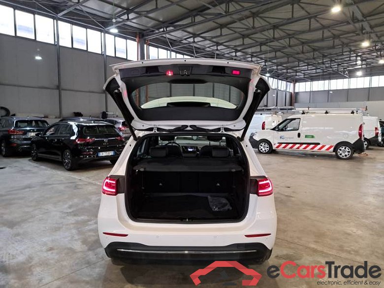 MERCEDES-BENZ CLASSE B / 2018 / 5P / MONOVOLUME B 180 D AUTOMATIC BUSINESS EXTRA #5