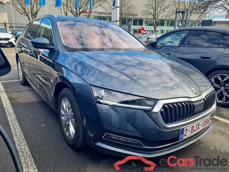 SKODA OCTAVIA COMBI 1.0 TSI MHEV 81KW DSG CLEVER #2