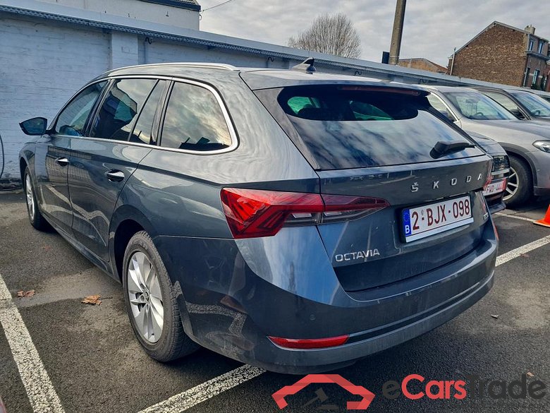 SKODA OCTAVIA COMBI 1.0 TSI MHEV 81KW DSG CLEVER #3