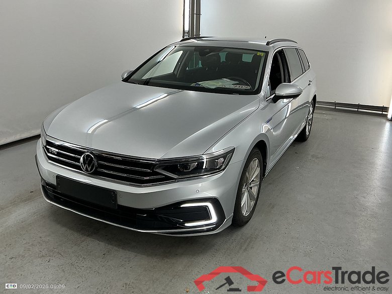 VOLKSWAGEN PASSAT VARIANT GTE - 2020 1.4 TSI PHEV GTE Business DSG