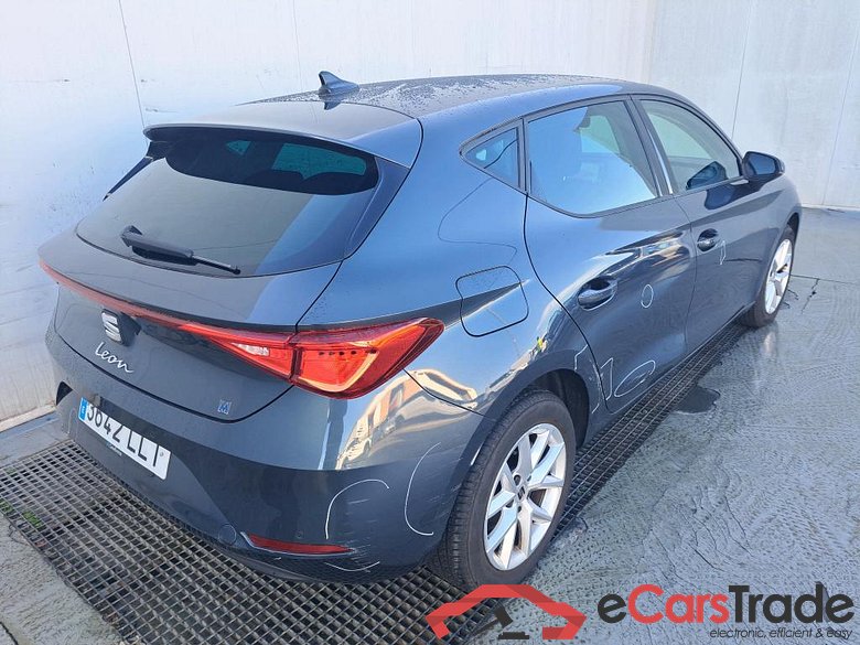 SEAT Nuevo León / 2020 / 5P / berlina con portón 1.0 TSI 81kW S&S Style Go (AC) #2