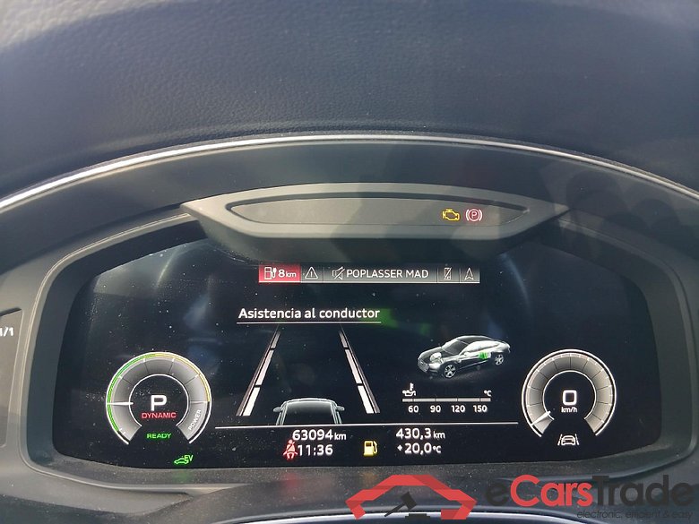 AUDI A7 / 2017 / 5P / berlina con portón Sportback 55 TFSIe 270KW quat-ult S tron #4