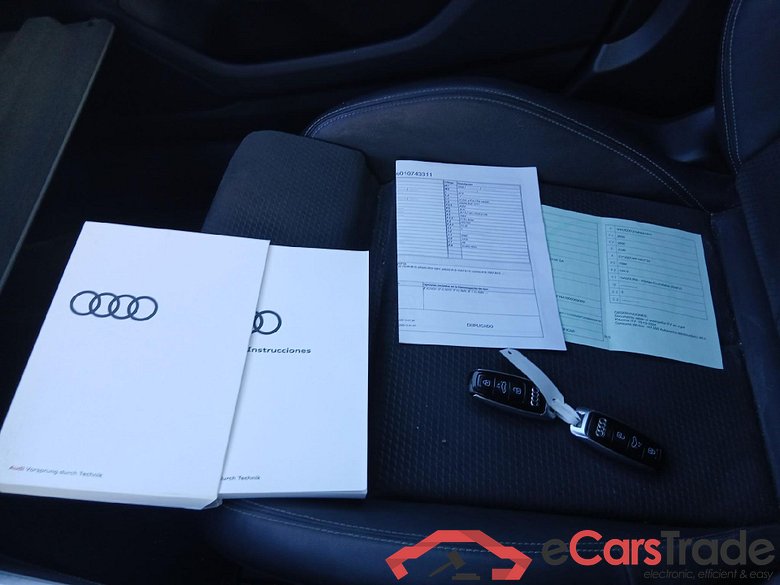 AUDI A7 / 2017 / 5P / berlina con portón Sportback 55 TFSIe 270KW quat-ult S tron #5