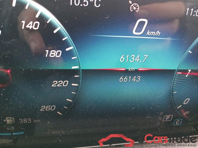 MERCEDES-BENZ GLA / 2020 / 5P / todoterreno GLA 200 D #5