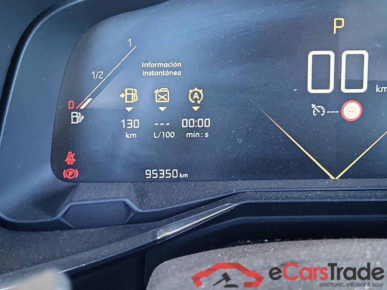 DS DS 7 Crossback / 2017 / 5P / todoterreno BlueHDi DE 96kW (130CV) Auto. CHIC (AC) #5