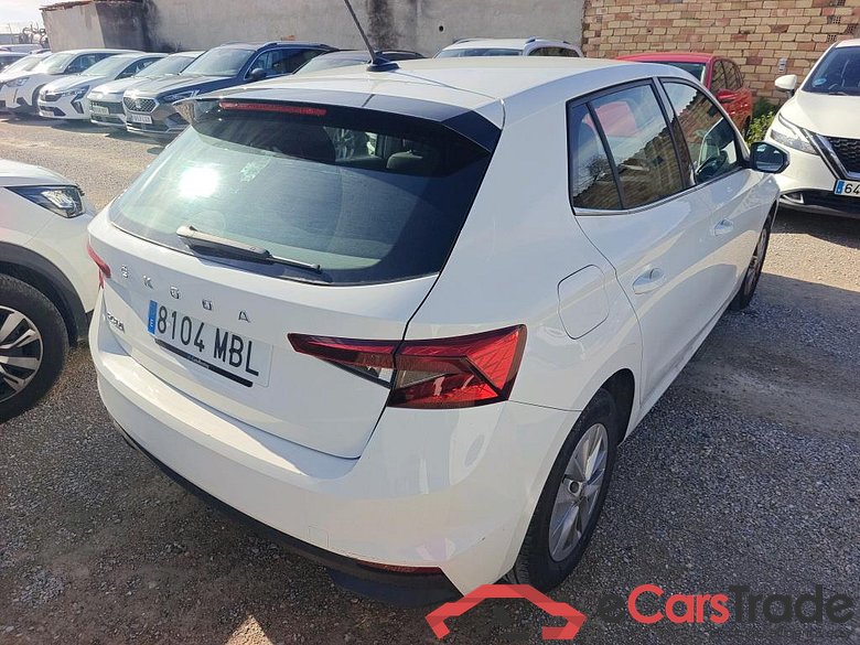 SKODA Fabia / 2021 / 5P / berlina con portón 1.0 TSI 70kW (95CV) Ambition (AC2) #2