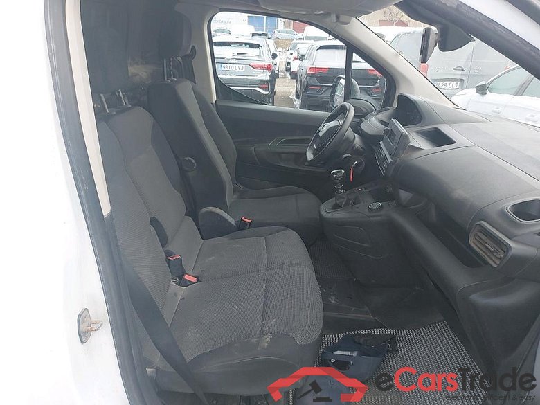 PEUGEOT Partner furgón 3 PLAZAS Standard 1000kg BlueHDi 73kW #6