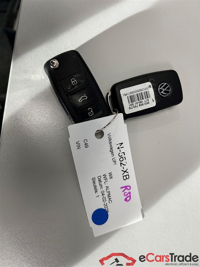 VOLKSWAGEN up! 48 kW #6