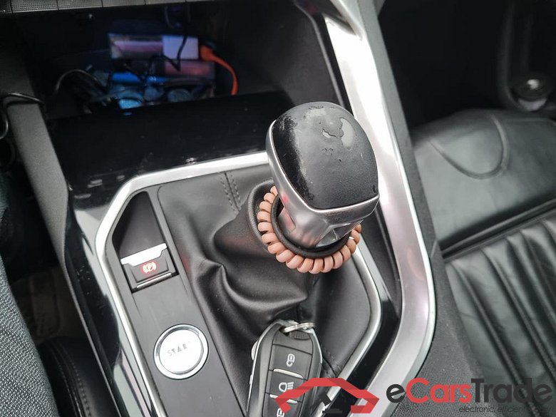 PEUGEOT 5008 1.6 BlueHDi Allure #5