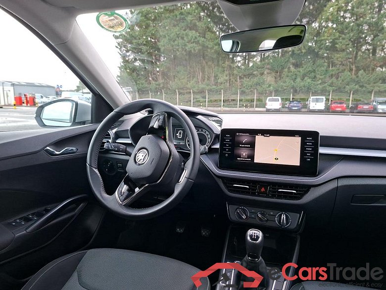 Fabia Ambition 1.0 MPI 80CV BVM5 E6d #5