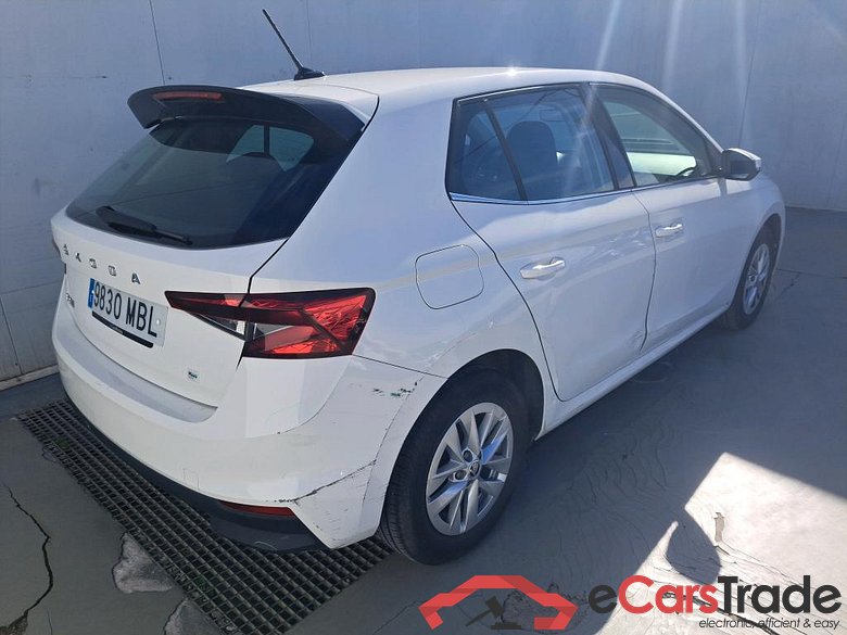 SKODA Fabia / 2021 / 5P / berlina con portón 1.0 TSI 70kW (95CV) Ambition (AC2) #2