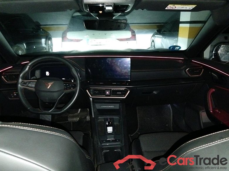 CUPRA Formentor / 2020 / 5P / todoterreno 1.4 e-Hybrid 150kW (204 CV) DSG (AC) #3