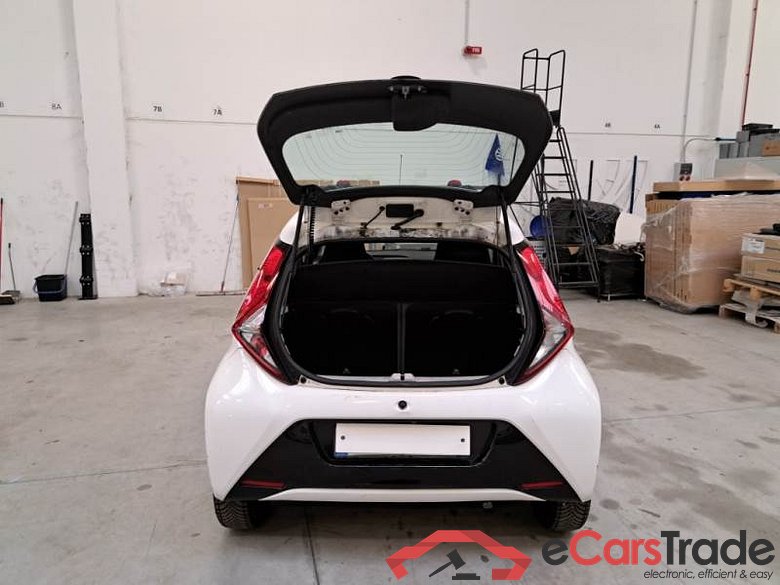 TOYOTA AYGO / 2018 / 5P / BERLINA 1.0 VVT-I X-BUSINESS #5