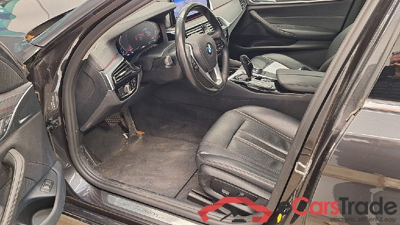 Baureihe 5 Touring 530 i xDrive Luxury Line 2.0 185KW AT8 E6d #4