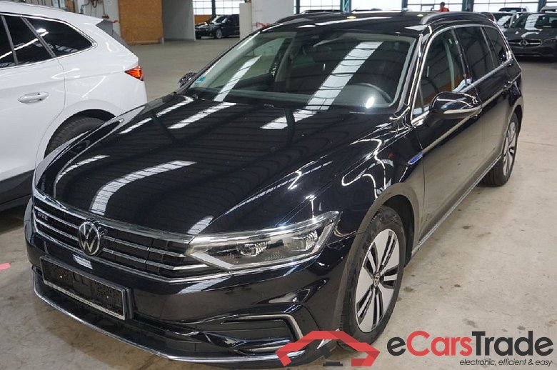 Passat Variant GTE 1.4 TSI 160KW AT6 E6d #1