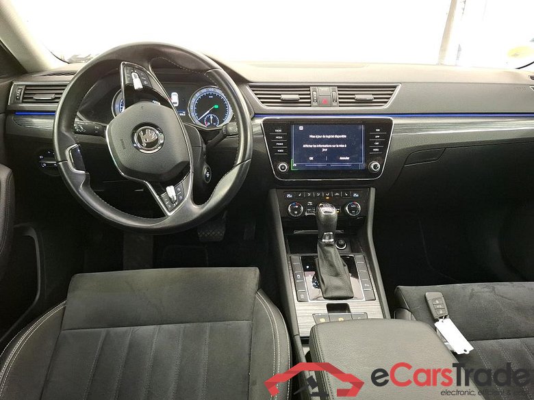 Superb Break Style 4x4 2.0 TDI 200CV BVA7 E6d #5