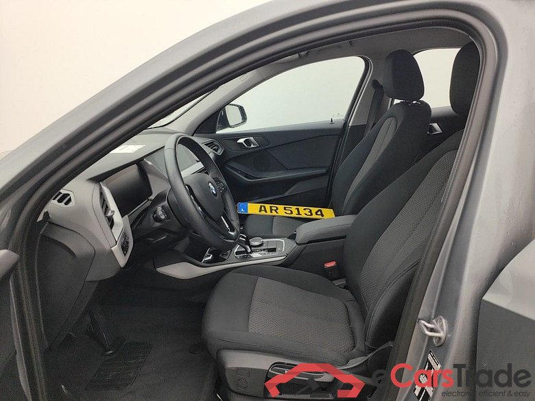 BMW 1 HATCH DIESEL - 2019 118 dA 150hp (EU6AP) 5d #3
