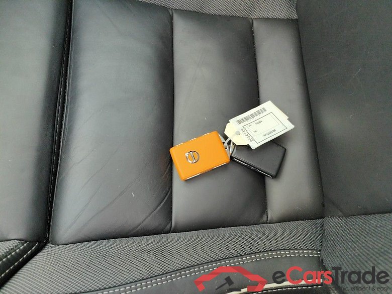 VOLVO XC60 T6 PHEV AWD 253hp Plus Dark 5d Auto #6