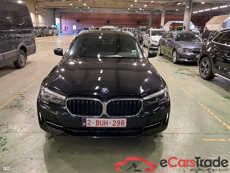 BMW 5 SERIES TOURING 2.0 520E TOURING AUTO #2