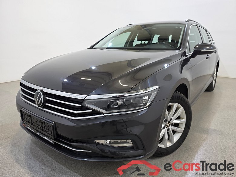 Volkswagen Passat Variant 2.0 TDI Aut. Virtual LED-Matrix Navi Sport-Seats KeylessGo Camera Klima PDC ...