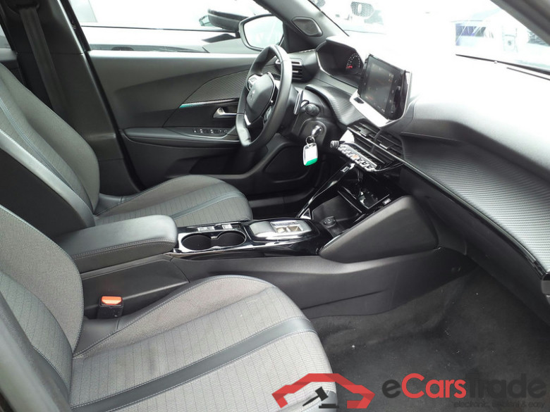 Peugeot 2008 1.2 PureTech Allure Aut. LED 1/2 Leather Camera Klima PDC ... #5