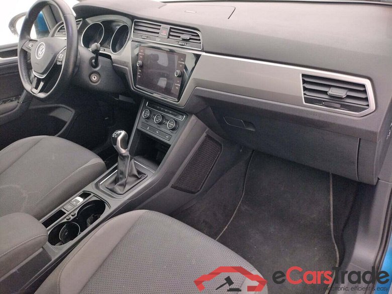 VOLKSWAGEN TOURAN 2.0 TDI TRENDLINE #3