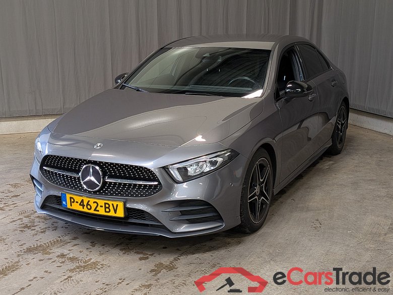 MERCEDES-BENZ A-KLASSE 180 Bns Sol. AMG