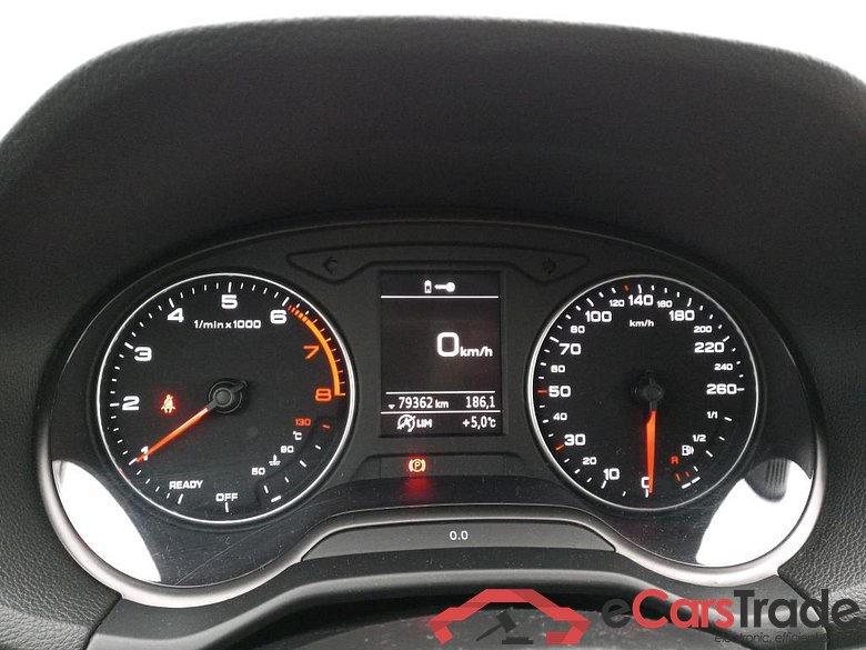 AUDI Q2 / 2016 / 5P / todoterreno Design 30 TFSI 85kW (116CV) #4