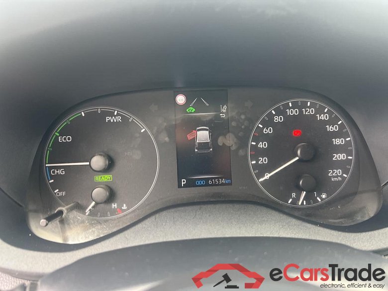 TOYOTA Yaris / 2020 / 5P / berlina con portón 1.5 120H Business Plus #4