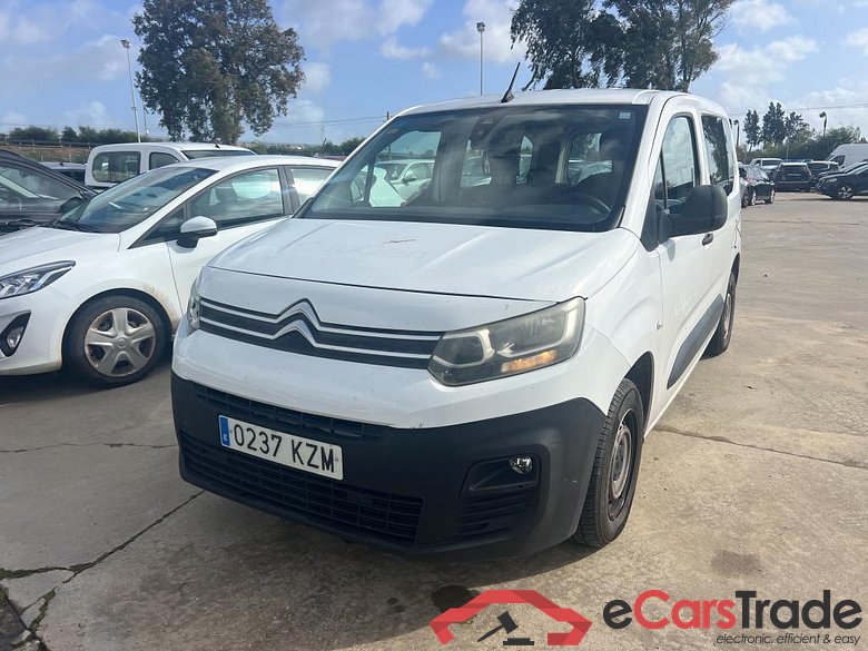 CITROEN Berlingo / 2018 / 4P / combi Talla M BlueHDi 100 LIVE (AC) #1