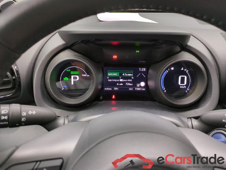 TOYOTA Yaris Cross Hybride / 2021 / 5P / SUV 1.5 HYBRID 116H DESIGN AUTO #6